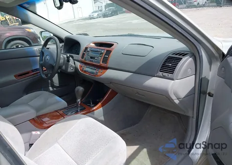 2003 Toyota Camry Xle from USA, damaged, VIN 4T1BE32K93U260416